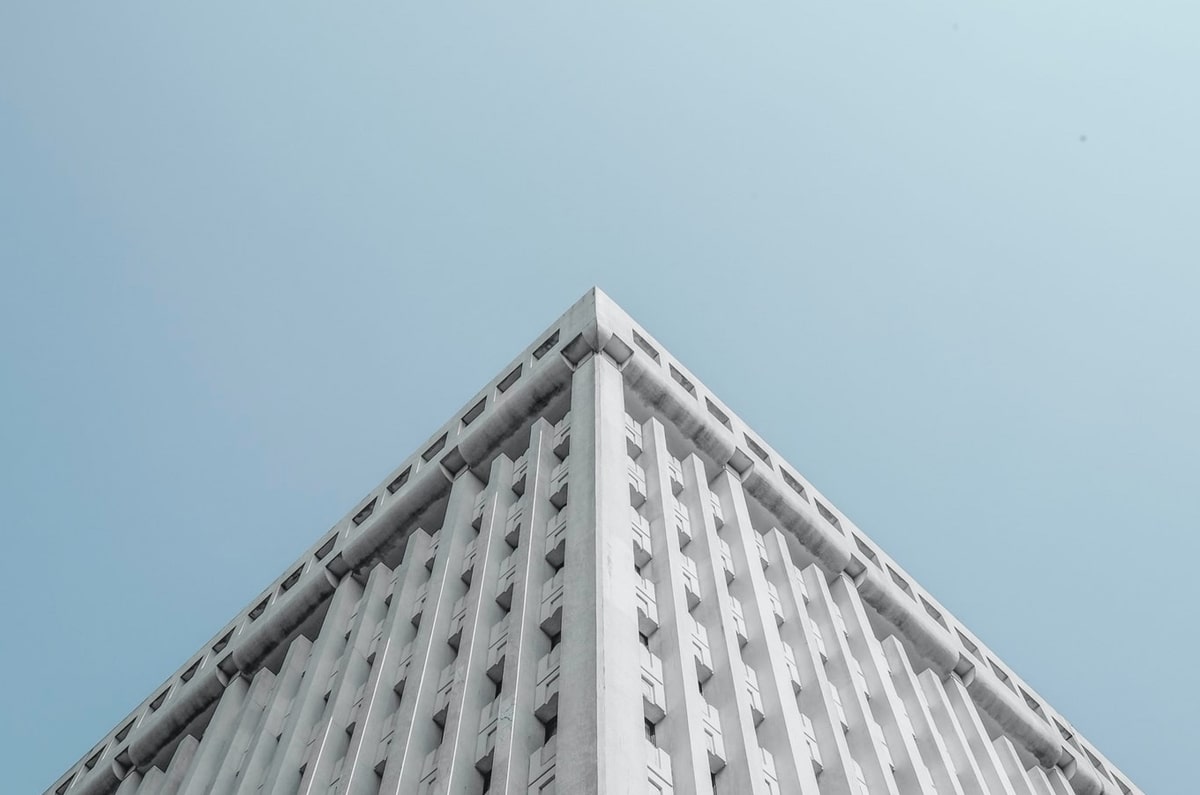 圈子不同别硬融，库追汤赛后叙旧波杰想加入，尬聊几句后悻悻离开