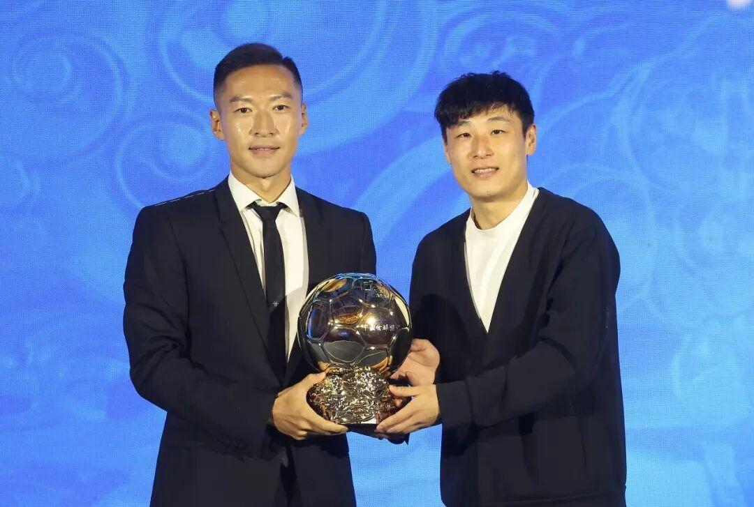 足球，正在帮南京讲一个新故事